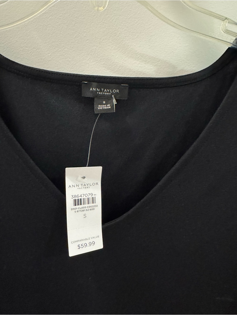 Ann Taylor Factory Black V-Neck Tank Top